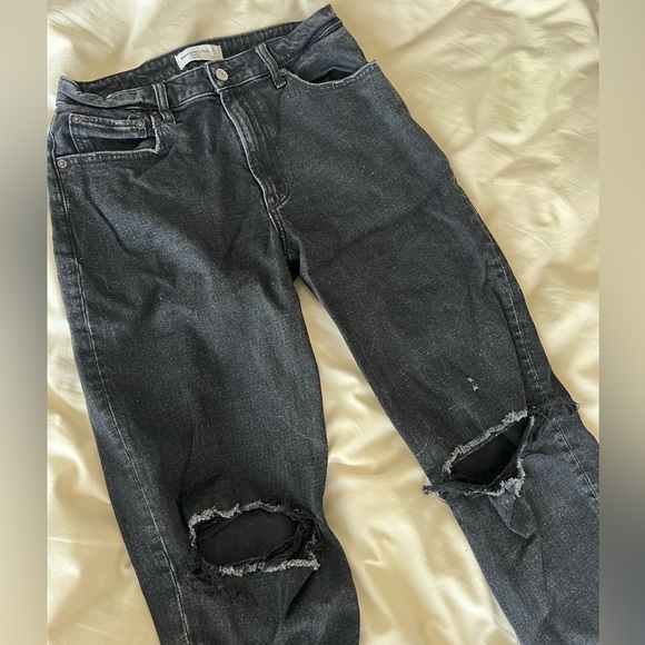 Abercrombie & Fitch Denim - Abercrombie Mom High Rise Jeans